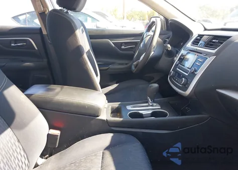 2017 Nissan Altima 2.5 Sv z USA, uszkodzony, nr VIN 1N4AL3AP6HC229016